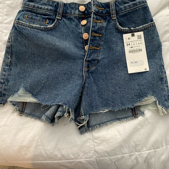 Denim shorts from Zara - Picture 2 of 4